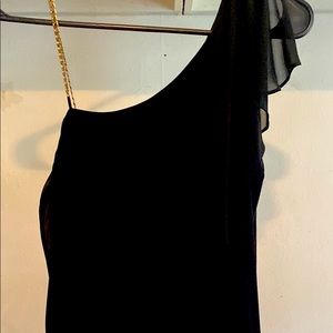 Bebe Black one shoulder dress with gold chain strap ! Size Small